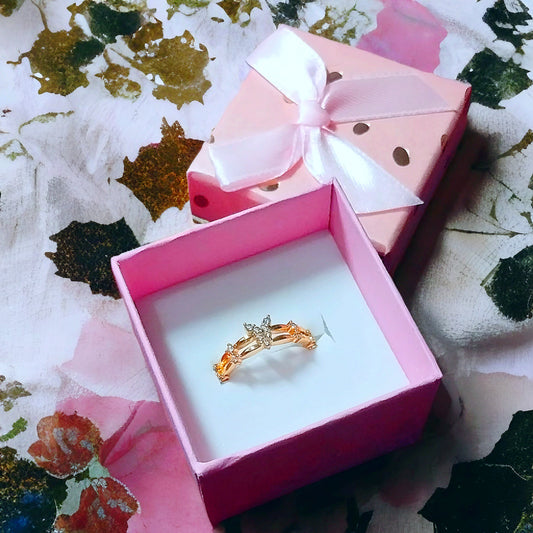 ✨ Crown Sparkle Ring